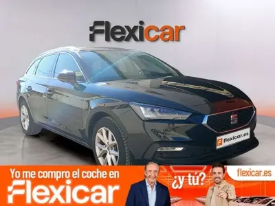 Usado Seat Leon FR 116 CV (85 kW) 2025 Negro Utilitario