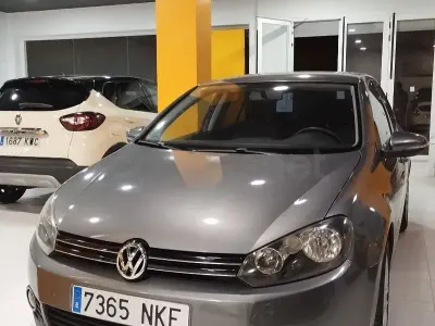 Usado VW Golf VI Sport 122 CV (89 kW) 2009 Gris / plata Utilitario