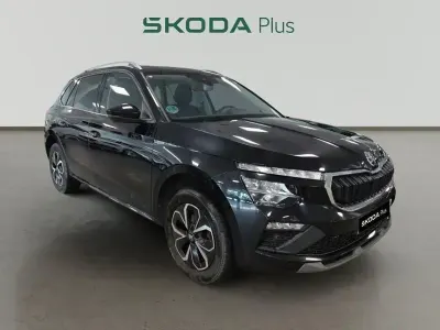 Usado Skoda Kamiq Selection 115 CV (84 kW) 2025 Negro SUV