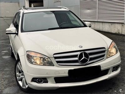 Usado Mercedes C220 Avantgarde 170 CV (125 kW) 2010 Blanco Berlina