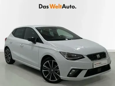 Usado Seat Ibiza FR 150 CV (110 kW) 2024 Blanco Utilitario