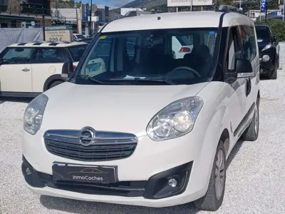 Usado Opel Combo Expression 95 CV (69 kW) 2018 Blanco Monovolumen