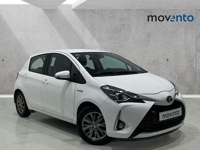 Blanco Usado 2020 Toyota Yaris Hybrid Active Berlina | 16.490 € (Buen precio)