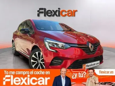 Usado Renault Clio Techno 90 CV (66 kW) 2023 Rojo Utilitario