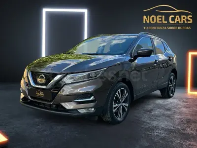 Usado Nissan Qashqai 130 CV (95 kW) 2017 Granate SUV