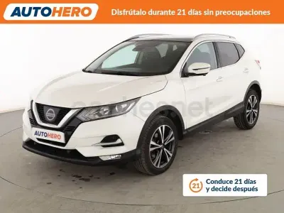 Usado Nissan Qashqai N-Connecta 110 CV (80 kW) 2017 Blanco SUV