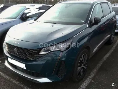 Usado Peugeot 5008 GT 145 CV (106 kW) 2024 Azul SUV