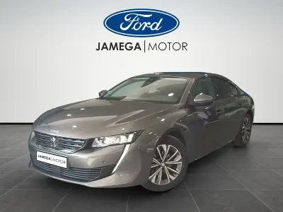 Usado Peugeot 508 Allure 130 CV (95 kW) 2022 Gris Berlina