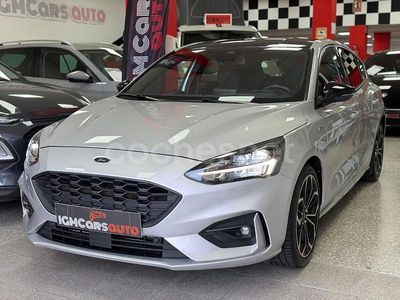 Gris / plata Usado 2019 Ford Focus ST-Line Berlina | 15.990 € (Un poco caro)