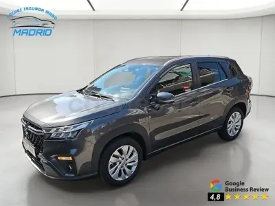 Usado Suzuki SX4 S-Cross Comfort 129 CV (94 kW) 2024 Gris / plata SUV