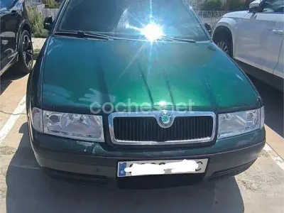 Occasion Skoda Octavia Ambiente 90 PK (66 kW) 2002 Groen Sedan