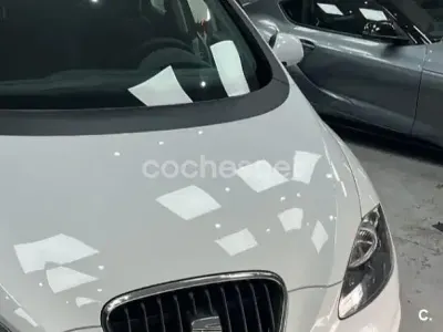 Usado Seat Altea Reference 105 CV (77 kW) 2011 Blanco Monovolumen