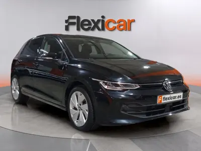 Usado VW Golf VIII 116 CV (85 kW) 2025 Negro Berlina