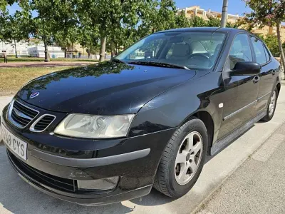 Usado Saab 9-3 Vector 120 CV (88 kW) 2004 Negro Berlina