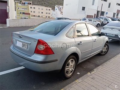 Azul Usado 2005 Ford Focus Ghia Berlina | 3500 € (Precio justo)