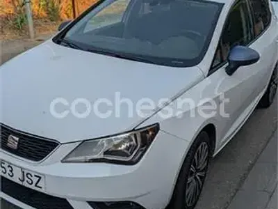 Usado Seat Ibiza CONNECT 90 CV (66 kW) 2016 Blanco Berlina
