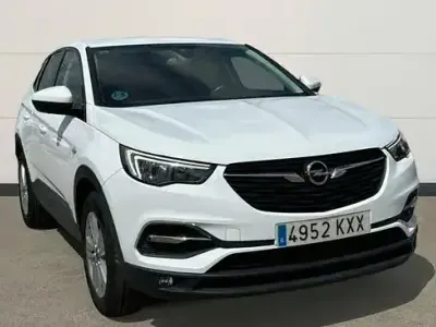 Usado Opel Grandland X Selective 131 CV (96 kW) 2019 Blanco SUV