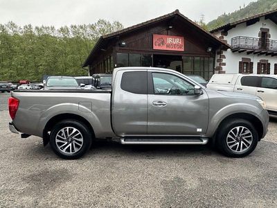 Usado Nissan Navara 160 CV (117 kW) 2017 Gris / plata Pickup/Camioneta