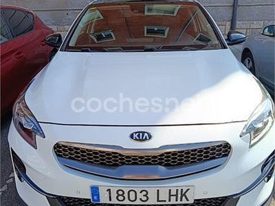 Usado Kia XCeed 115 CV (84 kW) 2020 Blanco SUV