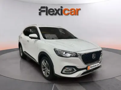 Używany MG HS Luxury 258 KM (189 kW) 2022 Biały SUV