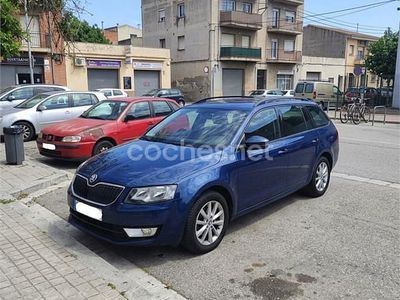 Usado Skoda Octavia Ambition 110 HP (80 kW) 2016 Azul Citadino