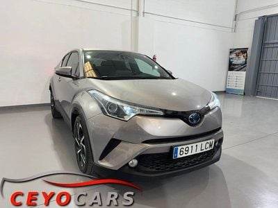 Usado Toyota C-HR Advance 122 CV (89 kW) 2019 Gris / plata SUV