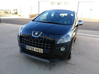 Usado Peugeot 3008 Business-Line 112 CV (82 kW) 2010 Negro Familiar