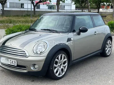 Usado Mini Cooper 156 CV (114 kW) 2024 Beige Utilitario