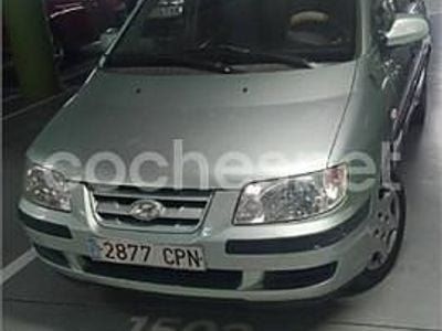 Verde Usado 2004 Hyundai Matrix GLS Monovolumen | 1200 €