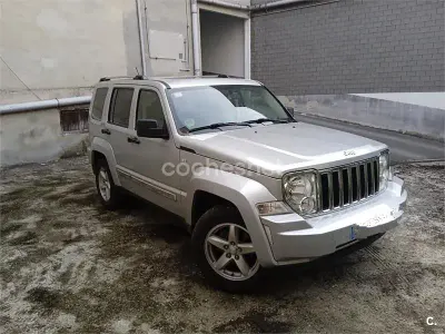 Usado Jeep Cherokee Limited 177 CV (130 kW) 2009 Gris / plata SUV