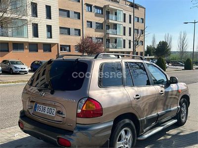 Usado Hyundai Santa Fe Comfort 125 CV (91 kW) 2004 Gris / plata SUV