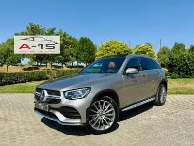 Usado Mercedes GLC300e 306 CV (225 kW) 2021 Gris / plata SUV