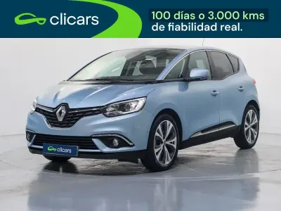 Usado Renault Scénic Zen 130 CV (95 kW) 2017 Azul Monovolumen
