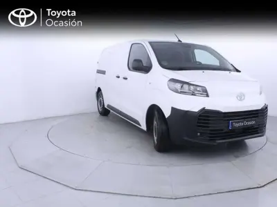 Usado Toyota Proace 120 CV (88 kW) 2025 Blanco Monovolumen