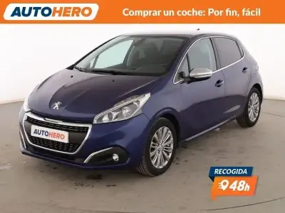 Usado Peugeot 208 Allure 110 CV (80 kW) 2016 Azul Utilitario