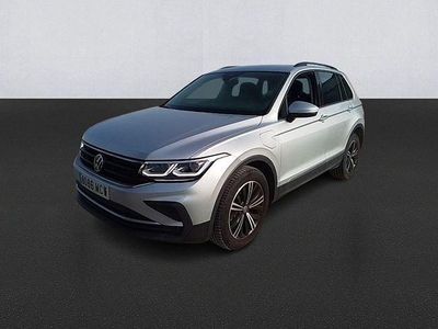 Usado VW Tiguan Life 245 CV (180 kW) 2022 Gris plata SUV