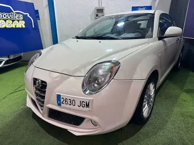 Usado Alfa Romeo MiTo Distinctive 105 CV (77 kW) 2015 Beige Utilitario