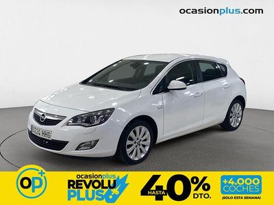 Usado Opel Astra Enjoy 140 CV (102 kW) 2011 Blanco Berlina