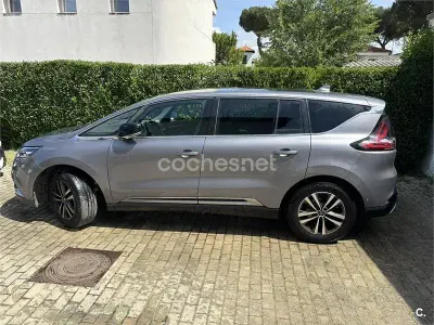 Usado Renault Espace Techno 160 CV (117 kW) 2023 Gris / plata Monovolumen