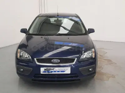 Usado Ford Focus Sport 115 CV (84 kW) 2005 Azul Berlina