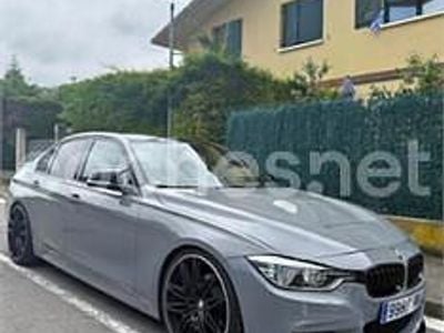 Gris / plata Usado 2015 BMW 320 Berlina | 17.500 €