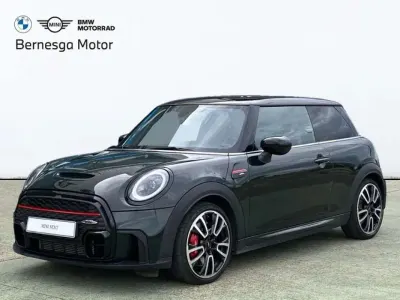Usado Mini John Cooper Works 231 CV (169 kW) 2021 Verde Utilitario