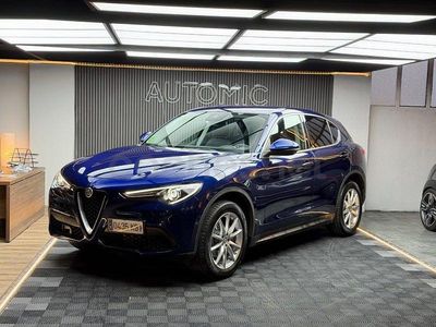 Usado Alfa Romeo Stelvio 280 CV (205 kW) 2017 Azul SUV