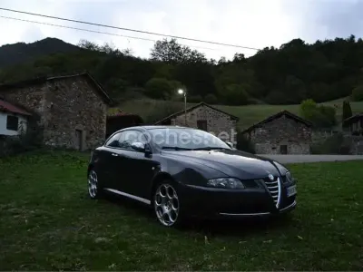 Usado Alfa Romeo GT Distinctive 150 CV (110 kW) 2007 Negro Coupe