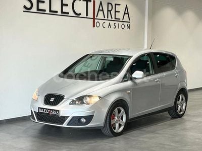 Gris / plata Usado 2010 Seat Altea Style Monovolumen | 5990 € (Precio justo)