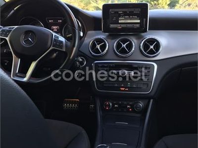 Mercedes GLA220