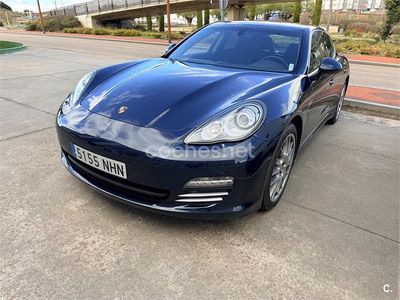 Käytetty Porsche Panamera 4S 400 HP (294 kW) 2010 Sininen Sedan