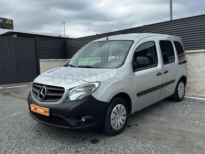 Usado Mercedes Citan 109 90 CV (66 kW) 2015 Granate Familiar