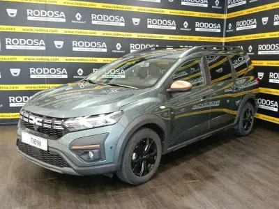 Begagnad Dacia Jogger Extreme 100 HK (73 kW) 2024 Grön Minibuss