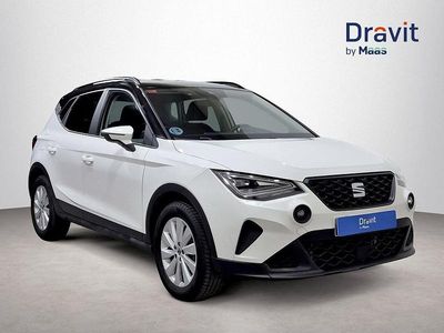 Usado Seat Arona Style Plus 111 CV (81 kW) 2021 Blanco SUV